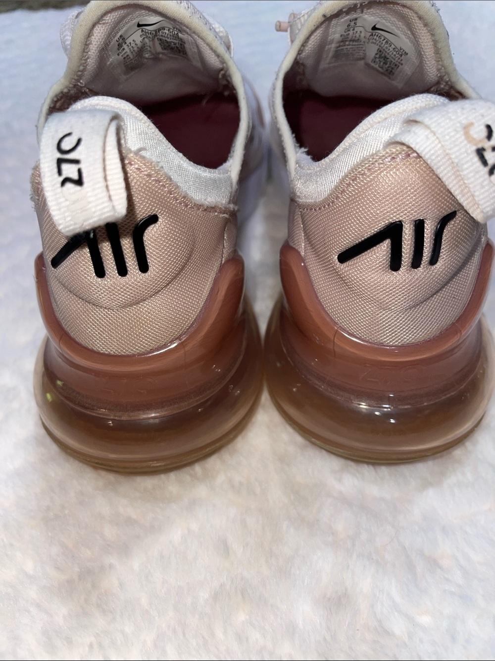 Nike Air270 Pale Pink and White Trainers - Picture 3 of 11